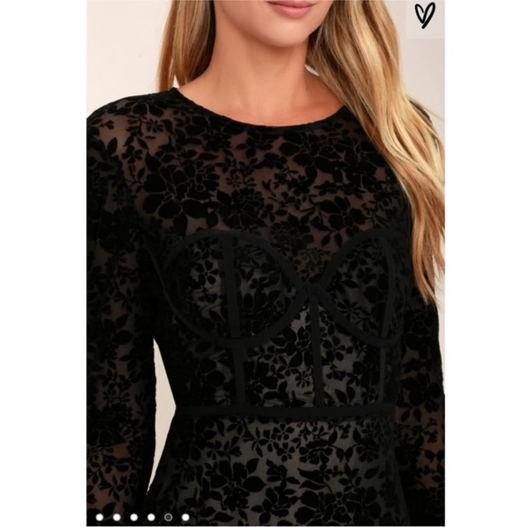 Lulu’s Cor-Set To Go black burnout velvet corset dress - Picture 3 of 13
